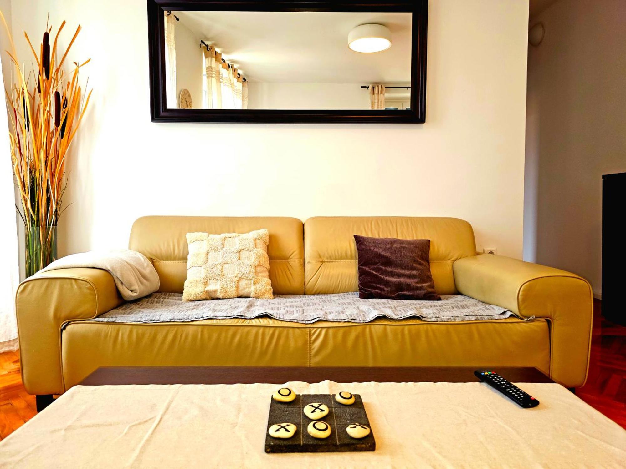 Apartman Square View Шибеник Экстерьер фото